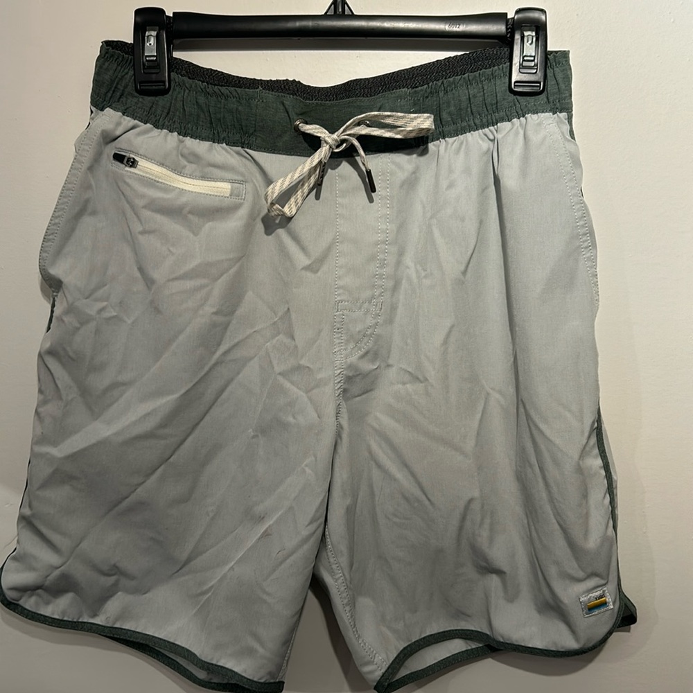 Vuori Banks Short Men’s (medium)